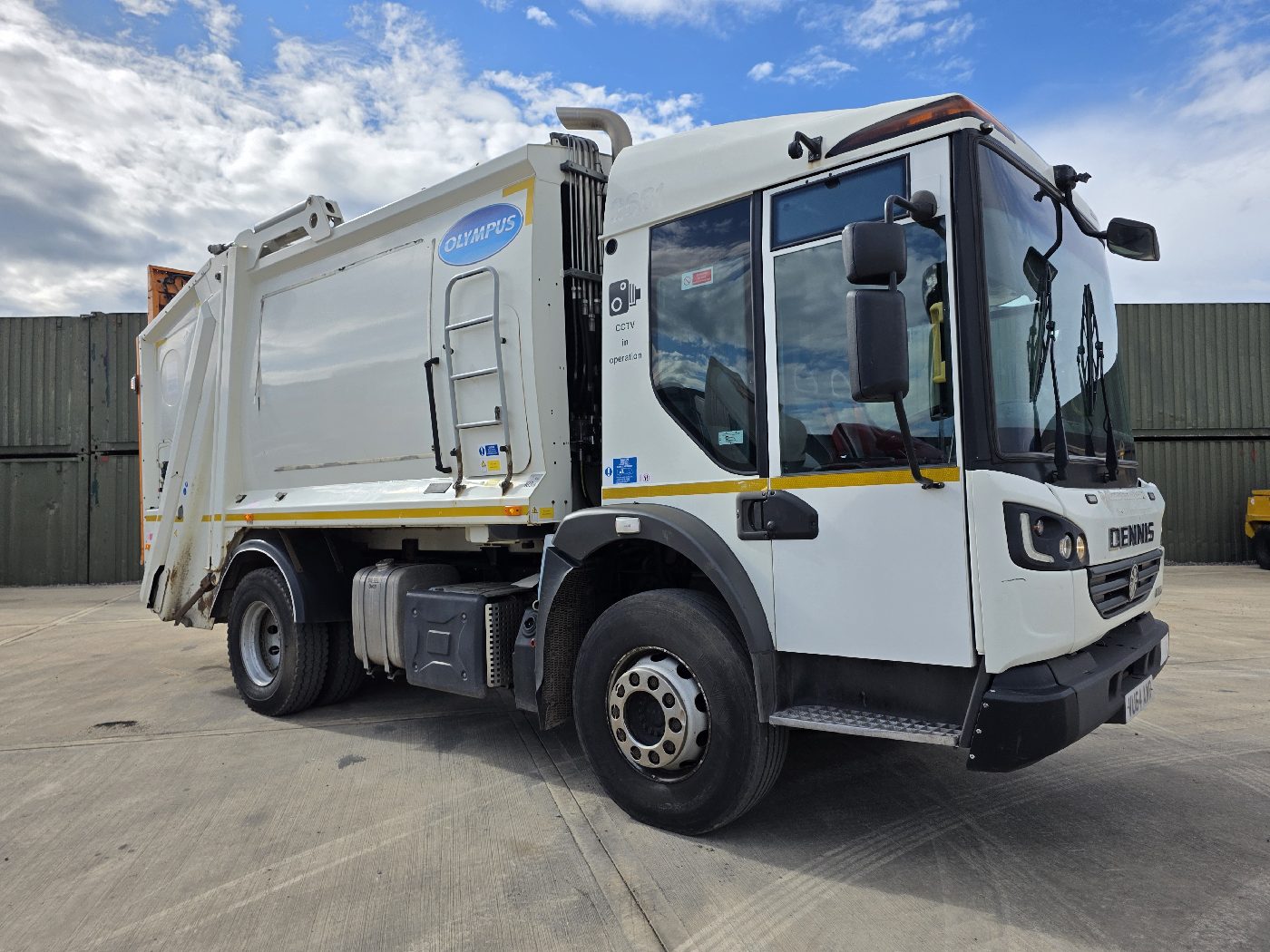 DENNIS ELITE 6 4X2 REFUSE TRUCK, photograph 1
