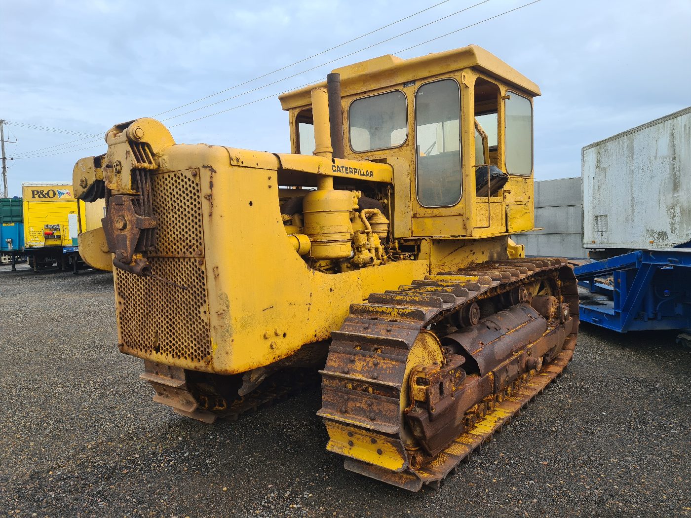 CATERPILLAR D8 TRACTOR, photograph 1