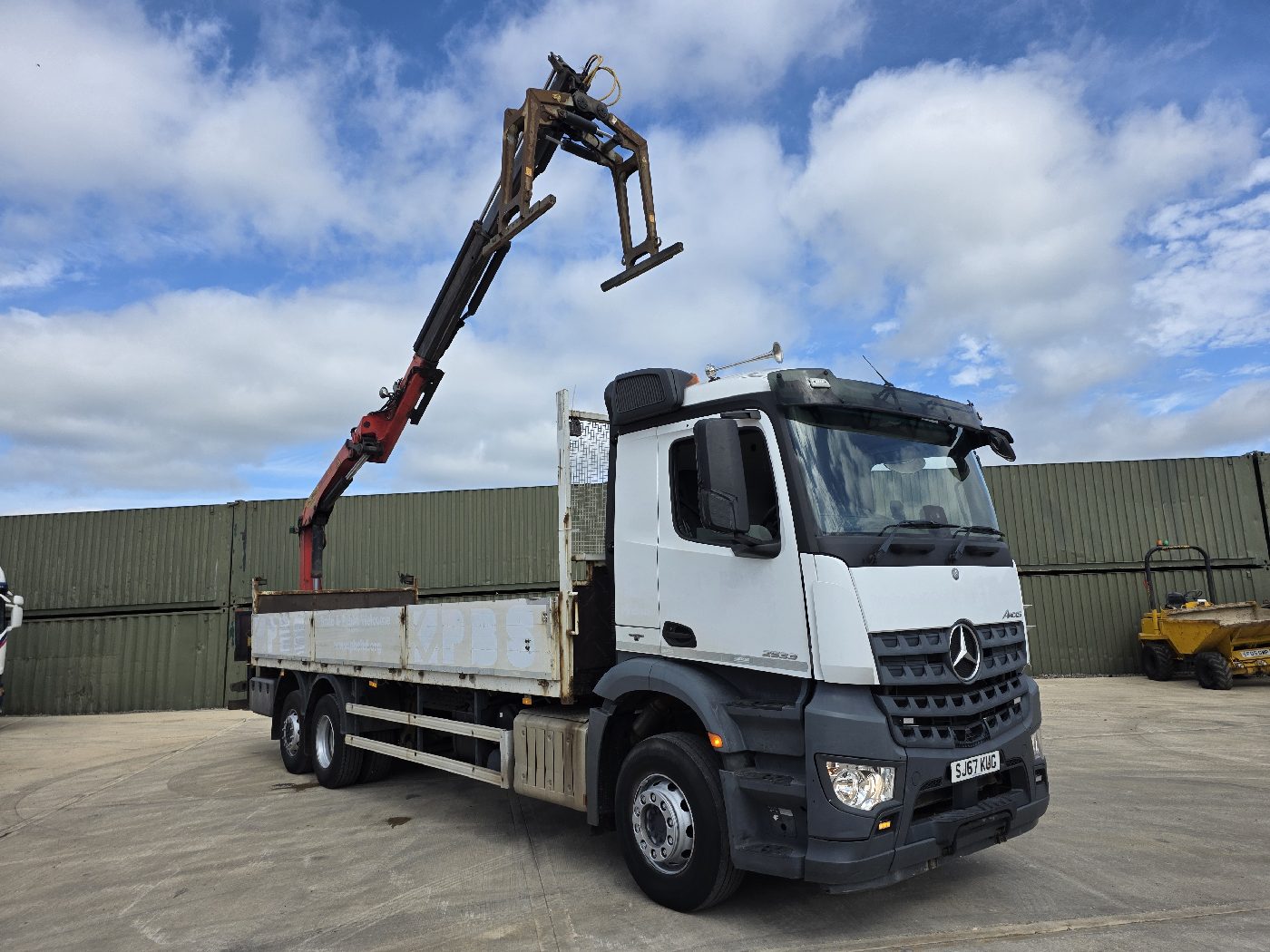 MERCEDES AROCS 2633 6X2 BRICK GRAB, photograph 1