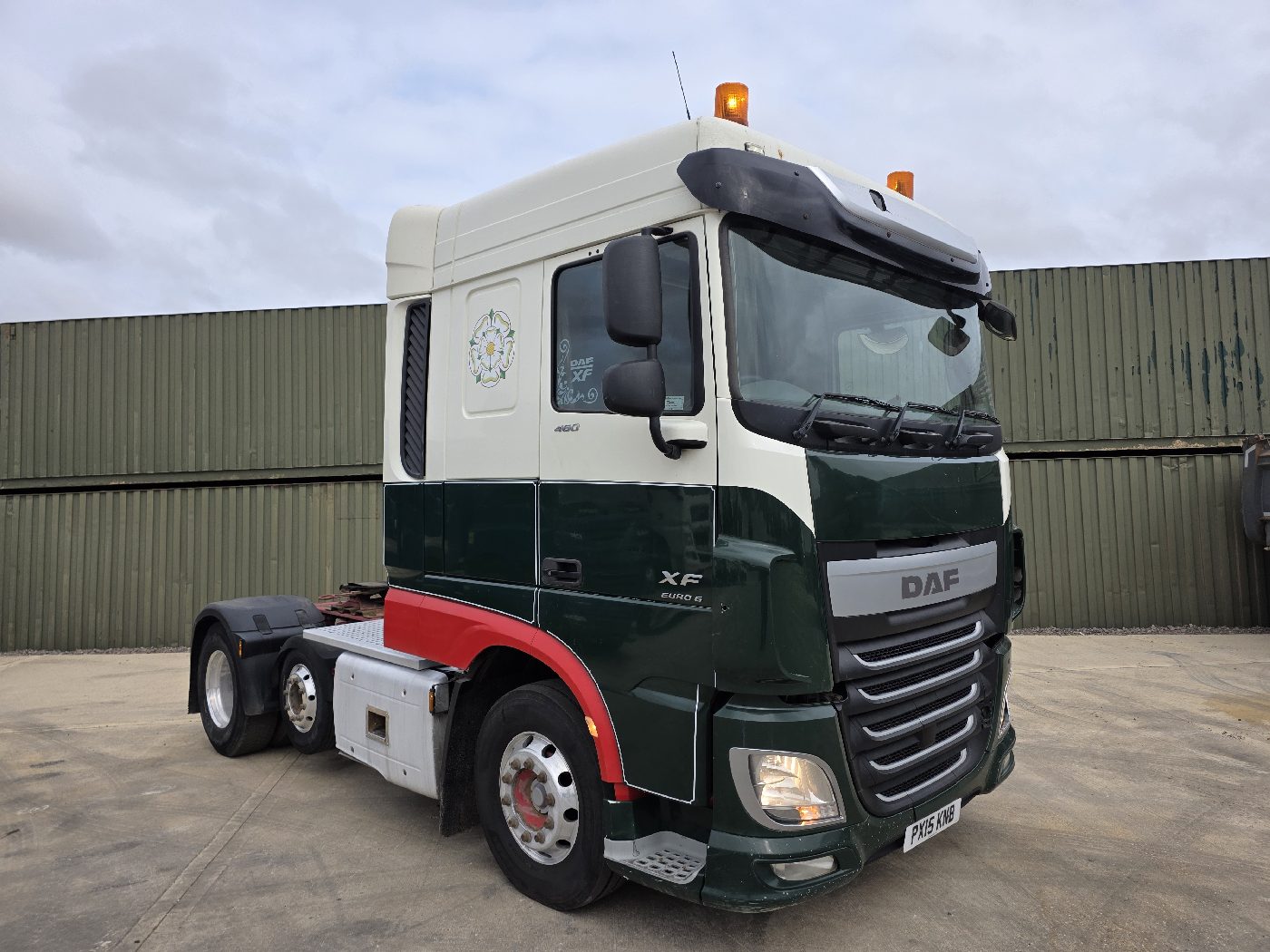 DAF XF460 6X2 TRACTOR UNIT, photograph 1