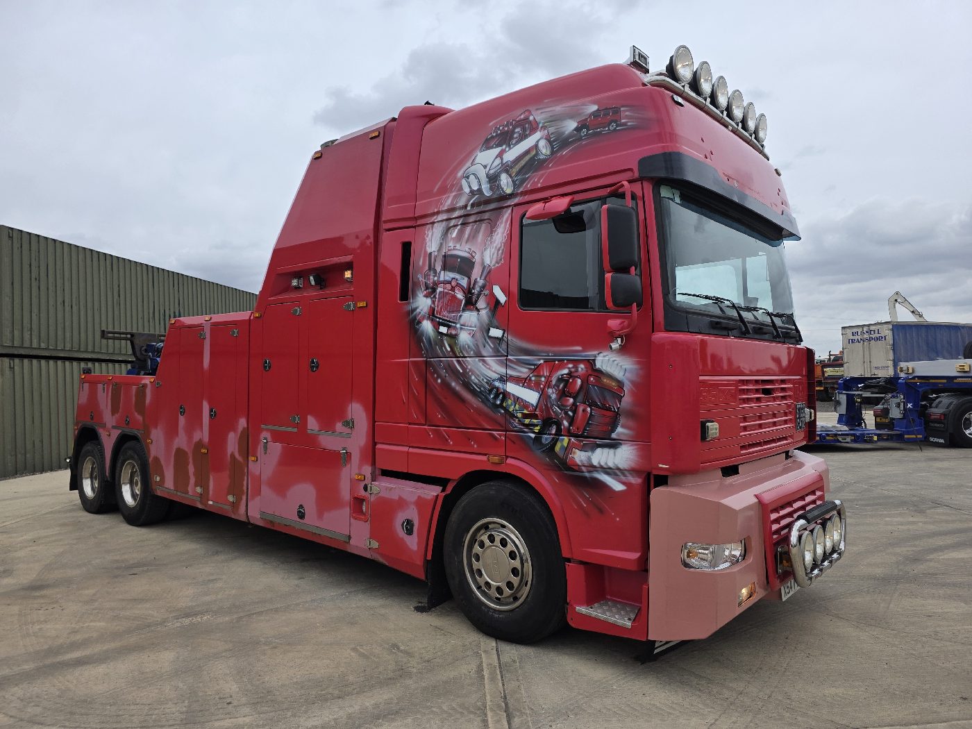 DAF XF95.480 LHD RECOVERY TRUCK, photograph 1
