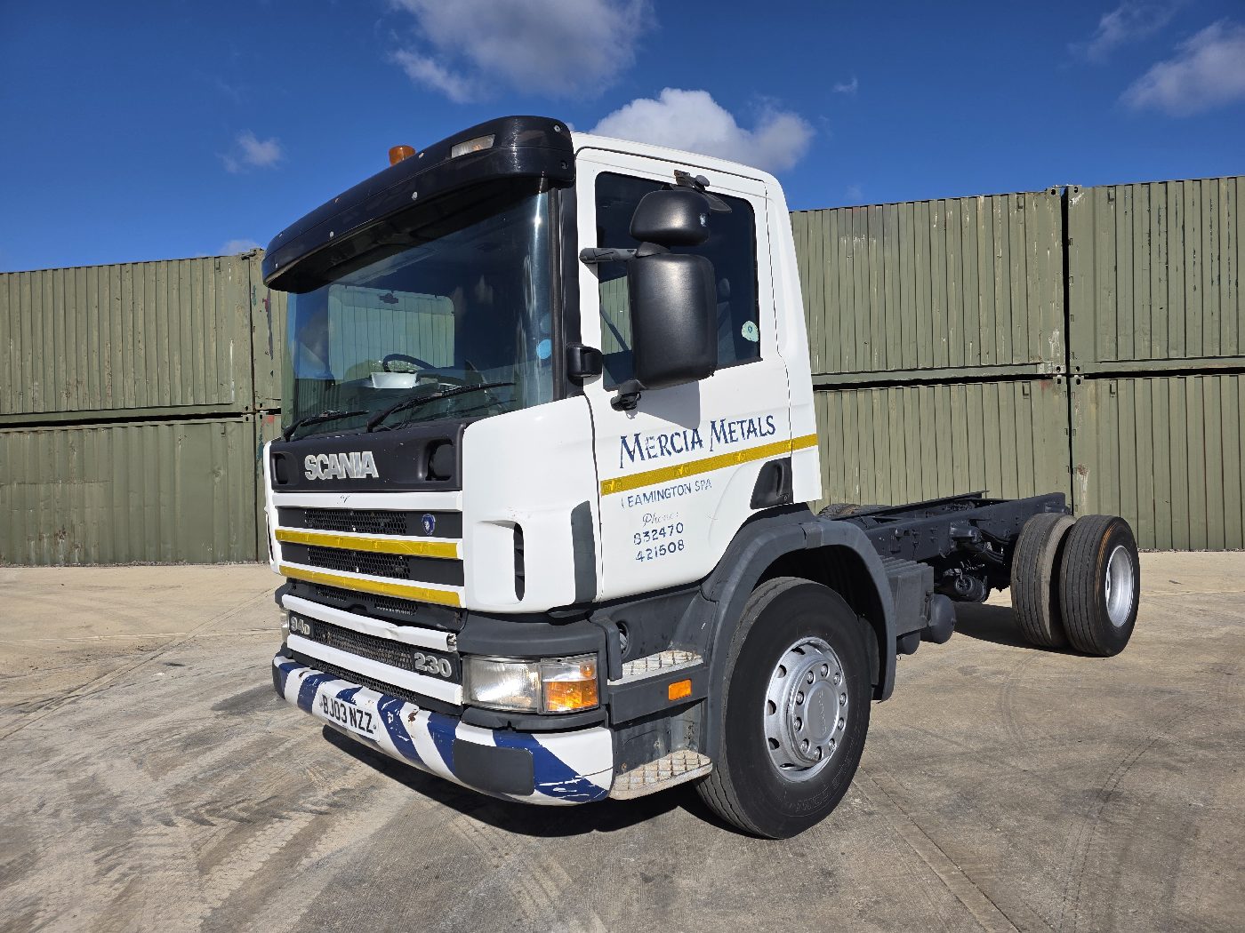 SCANIA 94D.230 4X2 CHASSIS CAB, photograph 1